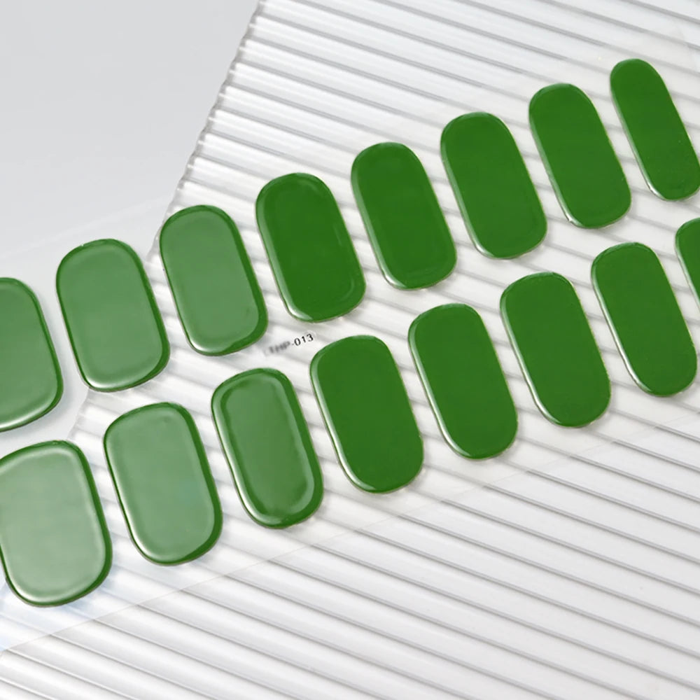 Nailzzy™ Solid Manicure